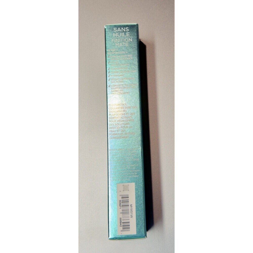 It Cosmetics CC+ Oil-Free Matte Full Coverage Foundation SPF 40 - Medium Tan - Picture 4 of 6